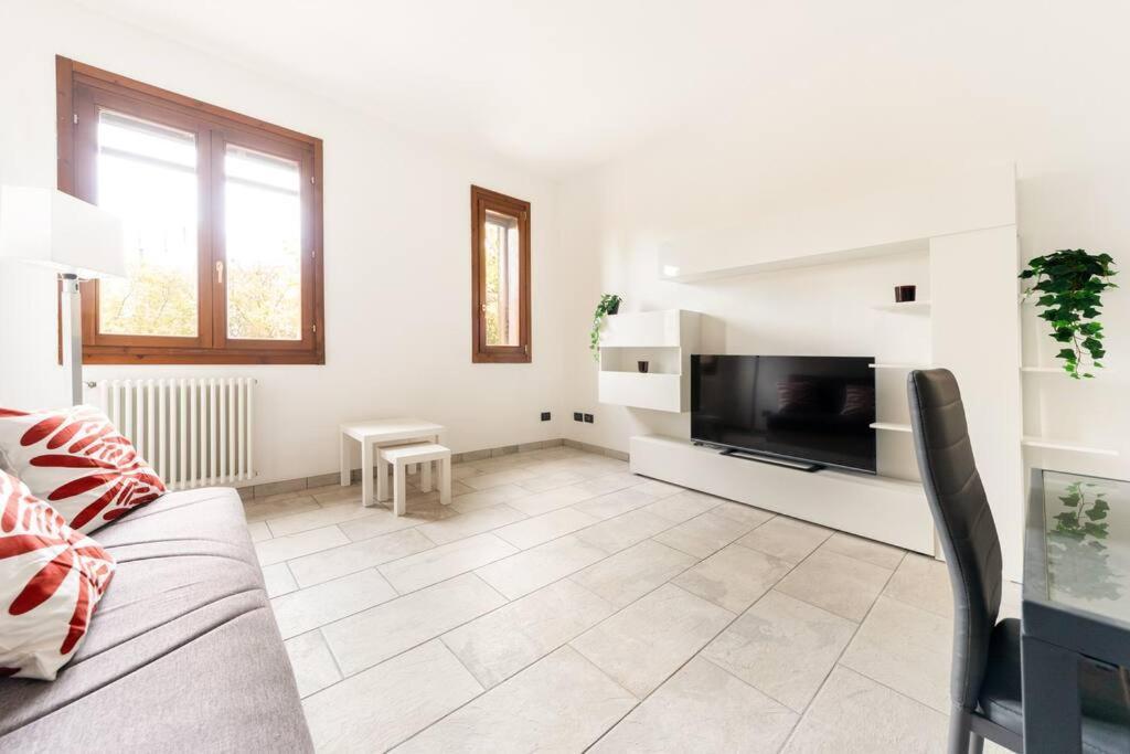 Appartamento Unico A Bologna Con 3 Camere E Parcheggio Gratuito Εξωτερικό φωτογραφία