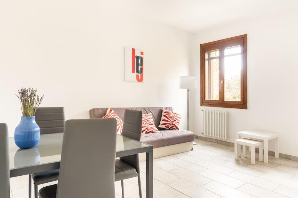 Appartamento Unico A Bologna Con 3 Camere E Parcheggio Gratuito Εξωτερικό φωτογραφία