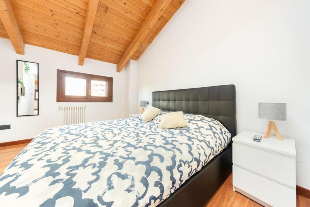 Appartamento Unico A Bologna Con 3 Camere E Parcheggio Gratuito Εξωτερικό φωτογραφία