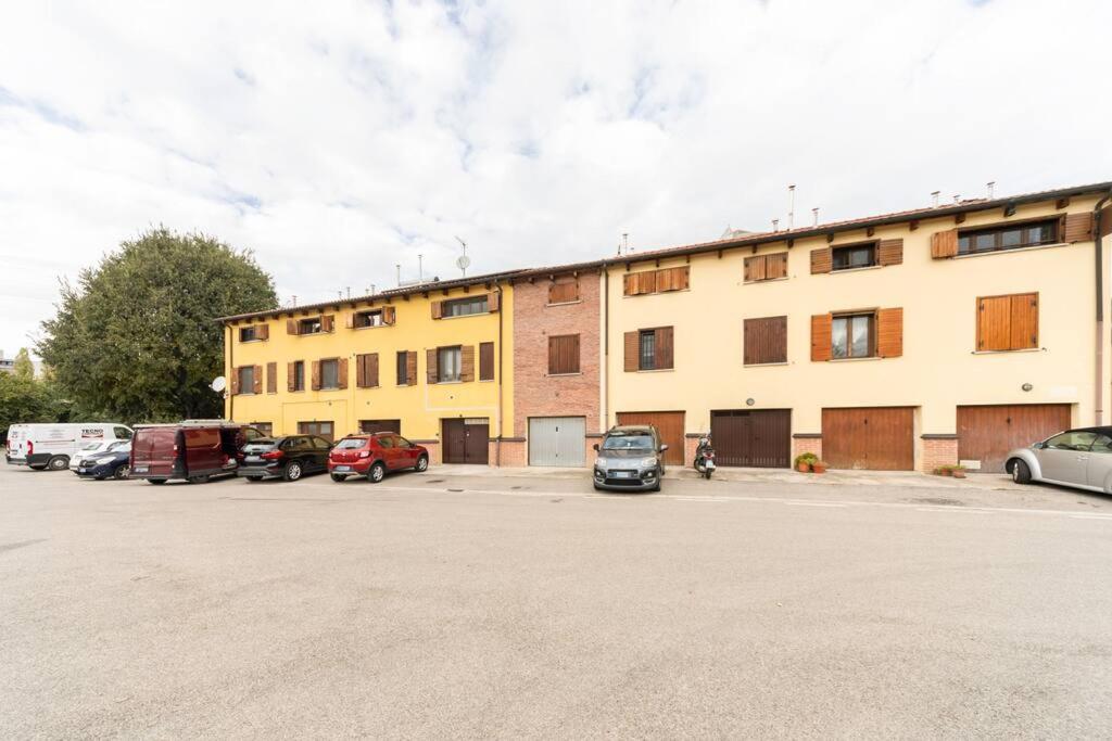 Appartamento Unico A Bologna Con 3 Camere E Parcheggio Gratuito Εξωτερικό φωτογραφία